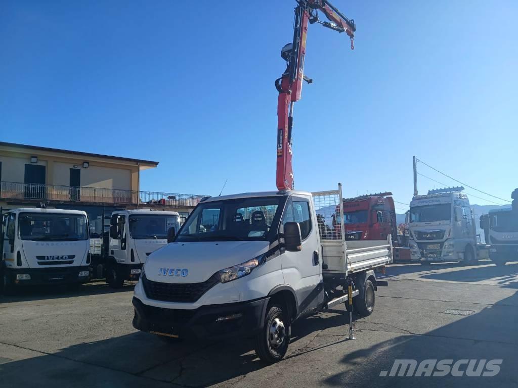 Iveco Daily 35-120 Φορτηγά με Γερανό