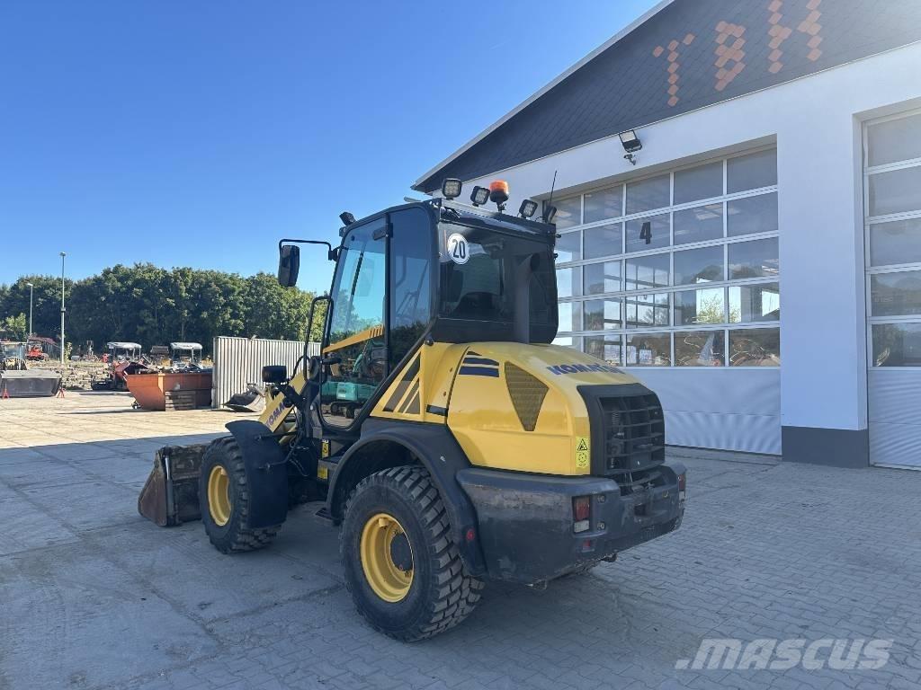 Komatsu WA 80-6 Φορτωτές με λάστιχα (Τροχοφόροι)