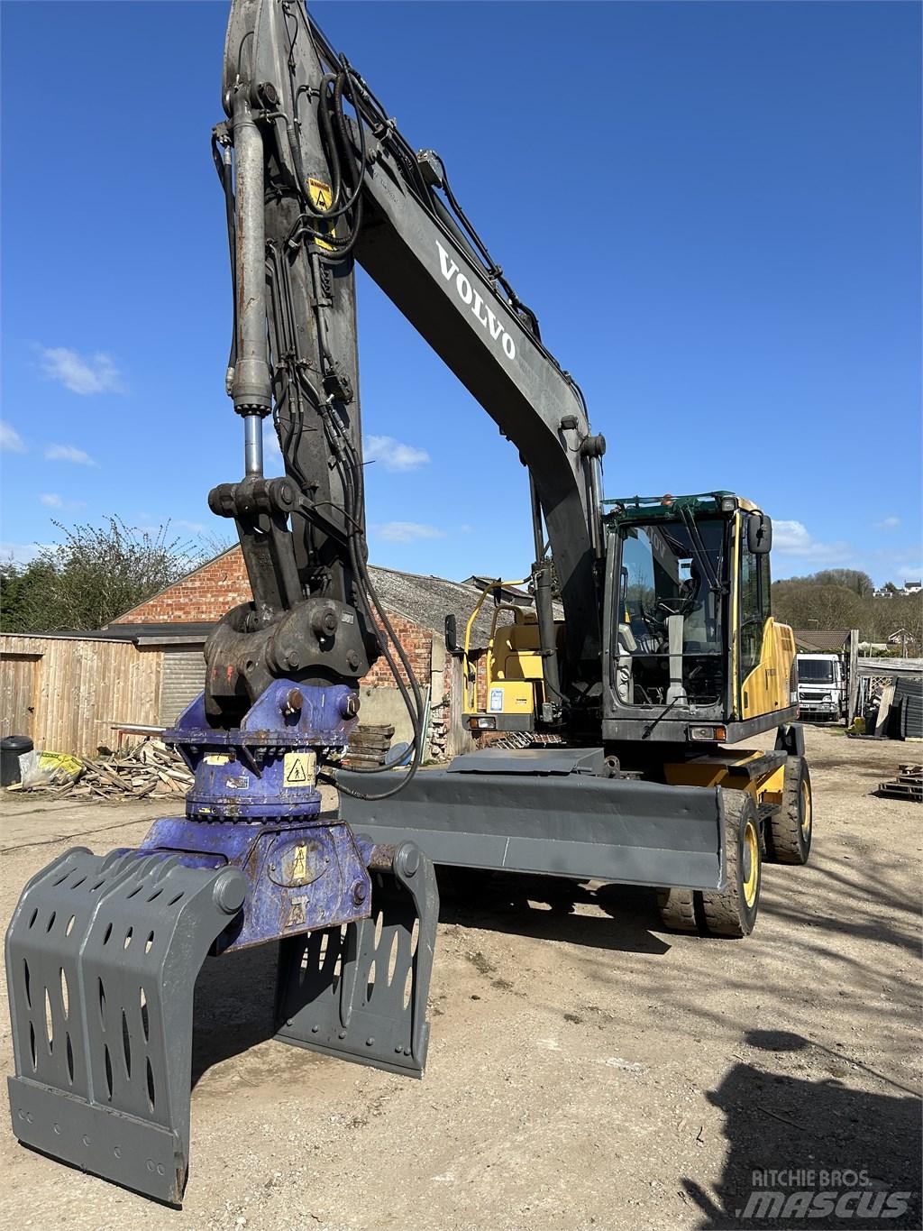  Excavator Volvo Εκσκαφείς με τροχούς - λάστιχα