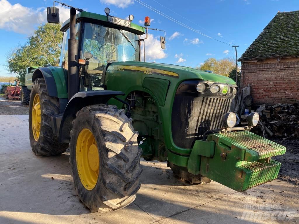 John Deere 8320 Τρακτέρ