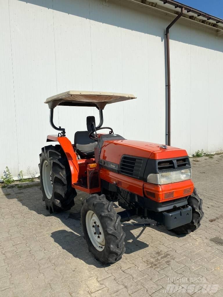 Kubota GL320 Τρακτέρ μικρών διαστάσεων