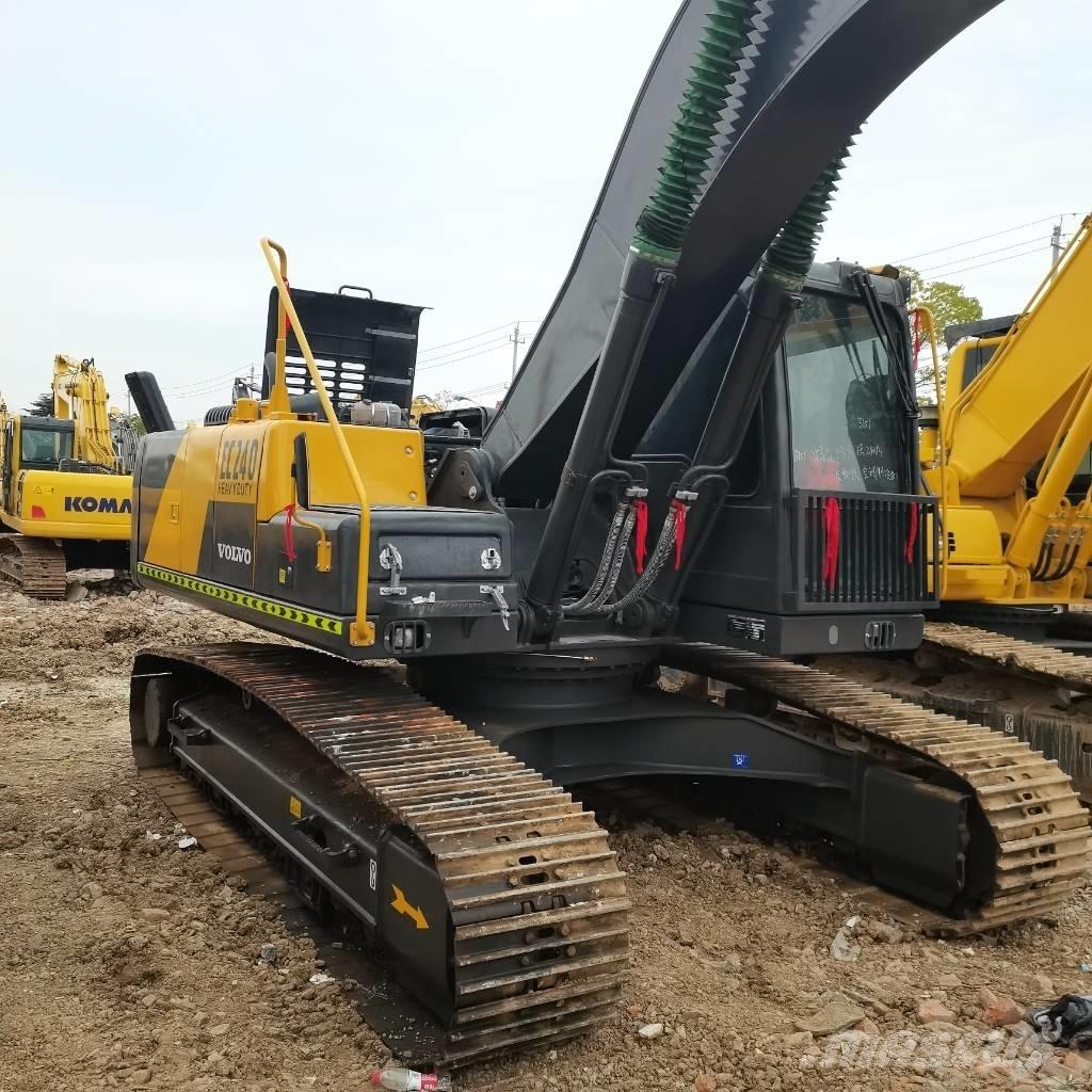 Volvo EC 240 Εκσκαφείς με ερπύστριες