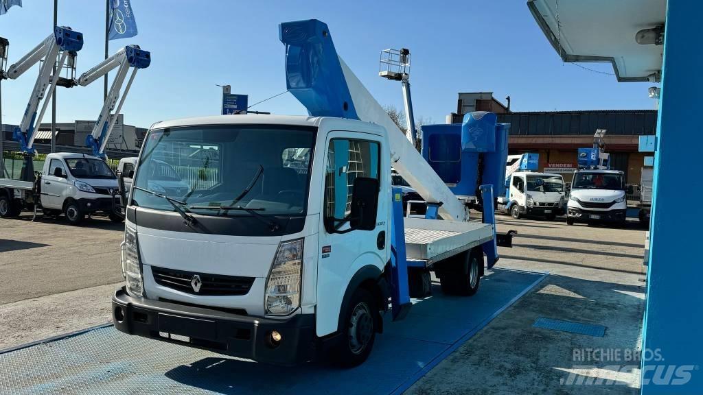 Socage T320 Εναέριες πλατφόρμες τοποθετημένες σε φορτηγό
