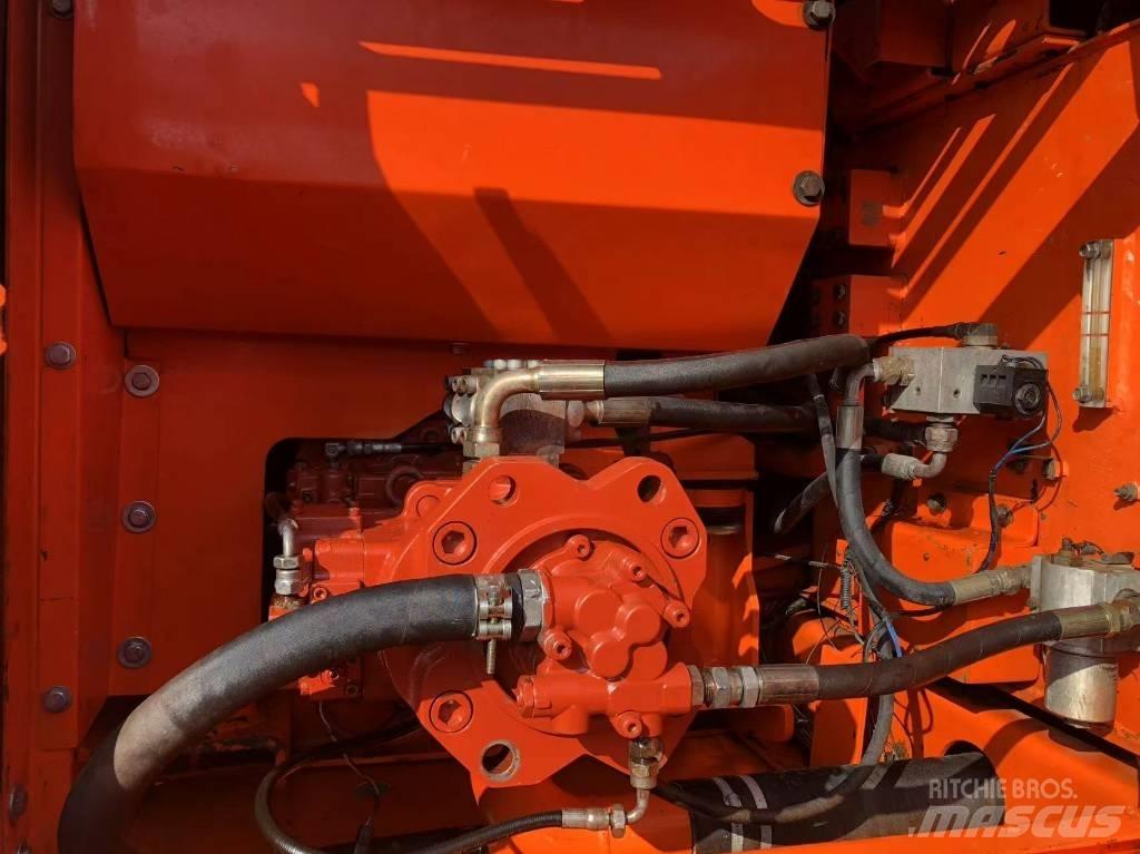 Doosan 220-7 Εκσκαφείς με ερπύστριες