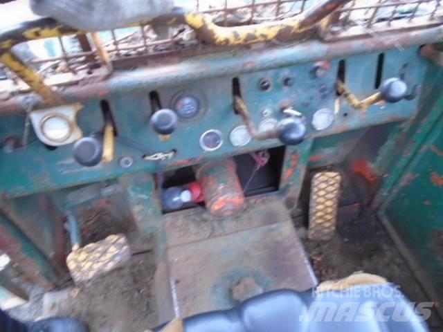 Timberjack 380 Μετατοπιστές