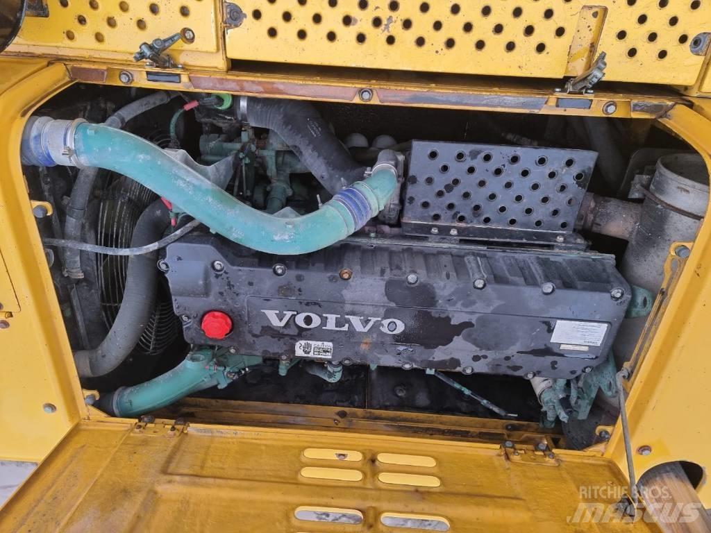 Volvo EC 460 B LC Εκσκαφείς με ερπύστριες