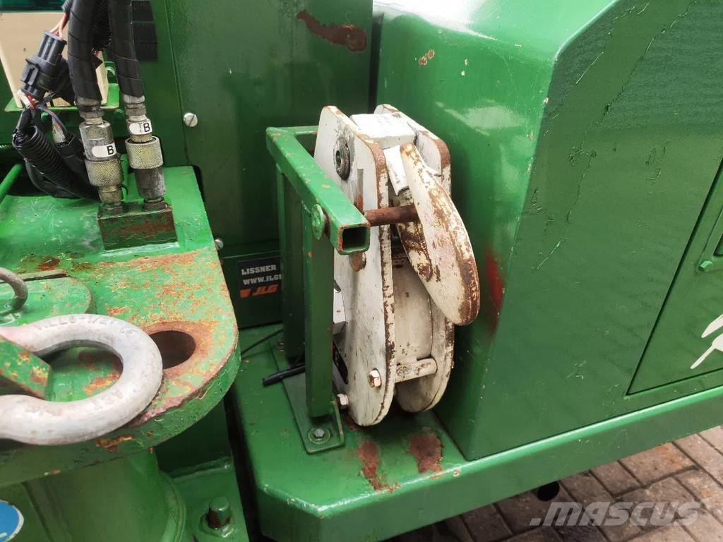 Unic URW 706 CDE Γερανοί με ερπύστριες