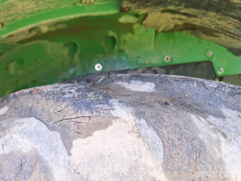 John Deere 5125R Τρακτέρ