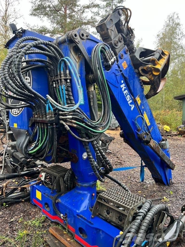 Kesla 2212 ZTF Γερανοί ξυλείας