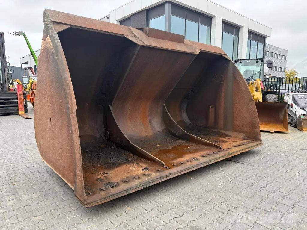 CAT 980M Κουβάδες