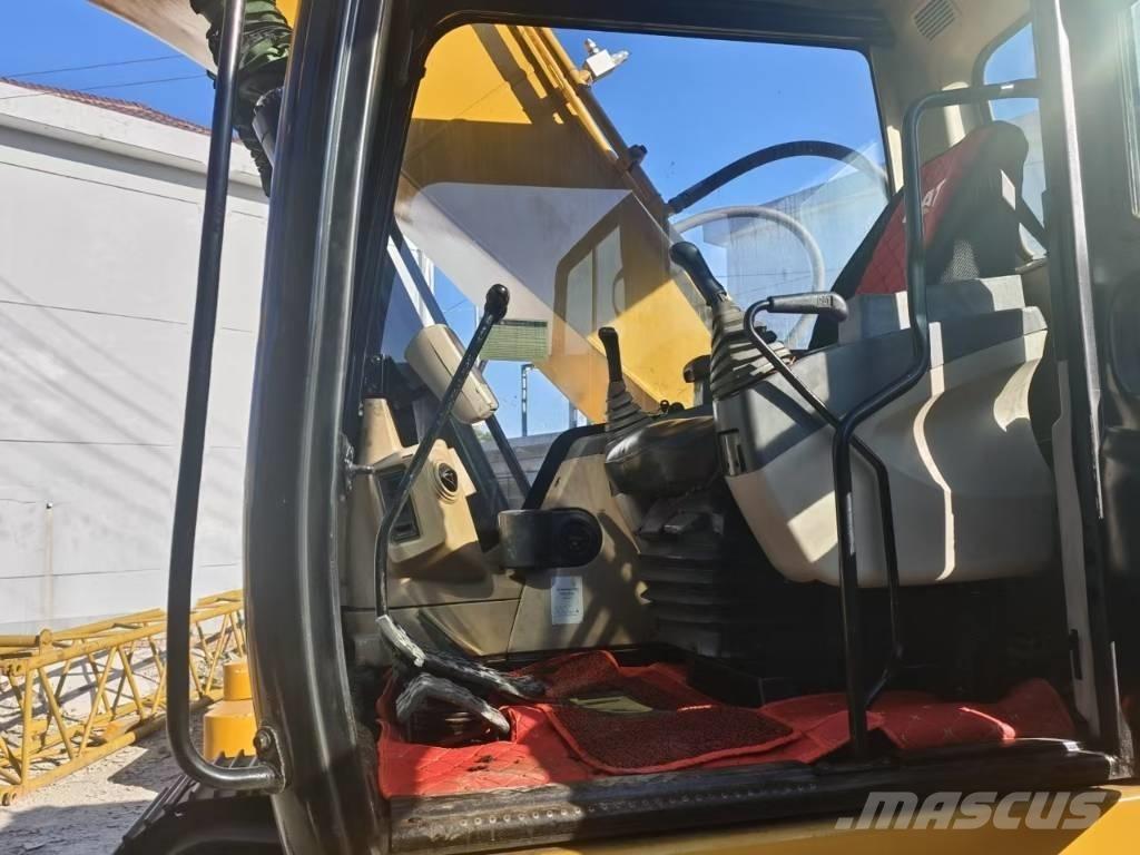 CAT 320 Εκσκαφείς με ερπύστριες