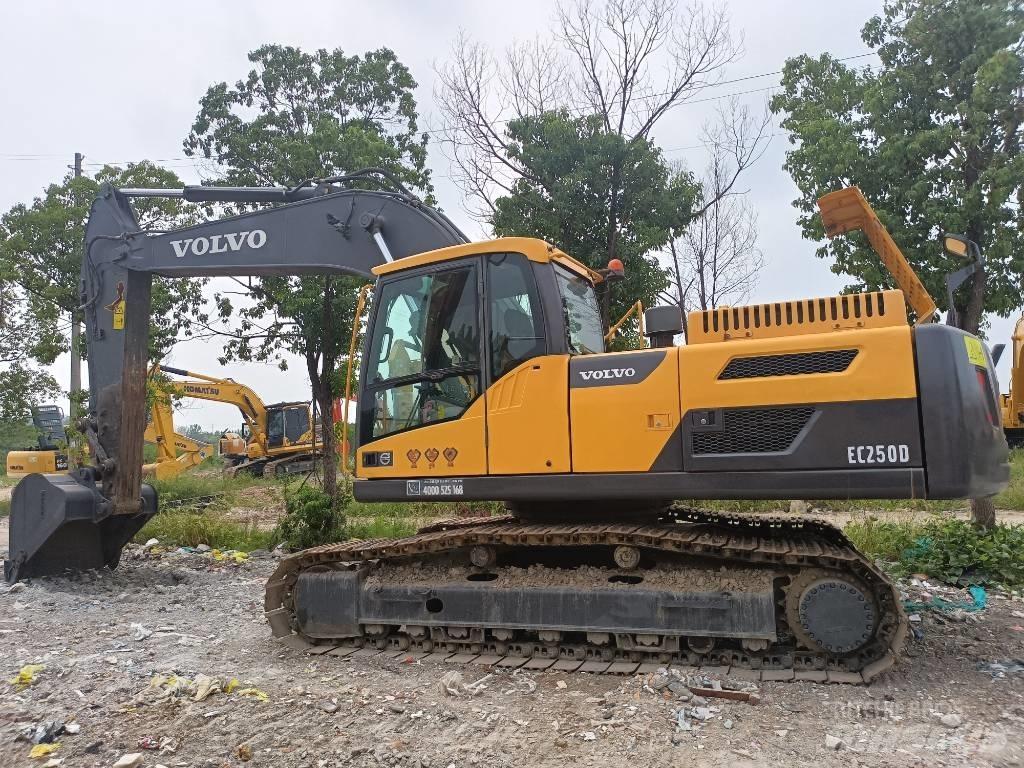 Volvo EC250D Εκσκαφείς με ερπύστριες