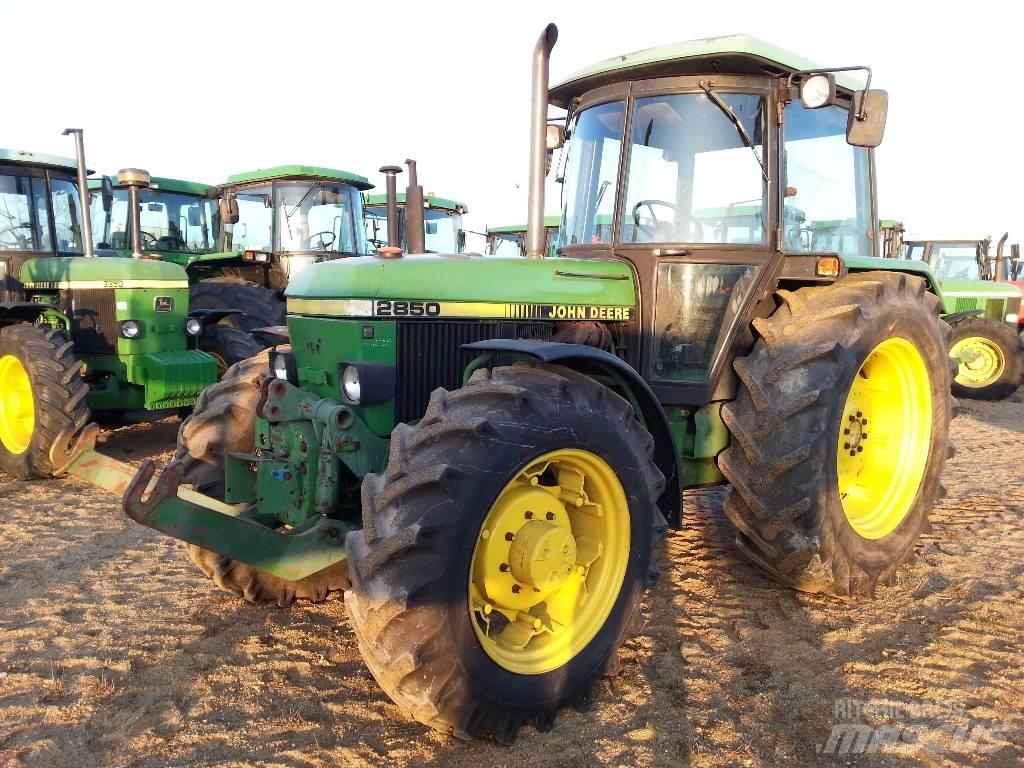 John Deere 2850 Τρακτέρ