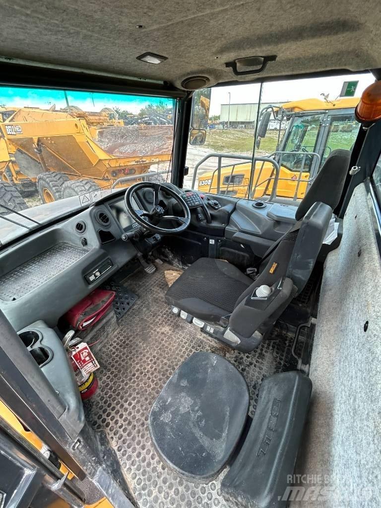 Bell B30E Σπαστό Dump Truck ADT