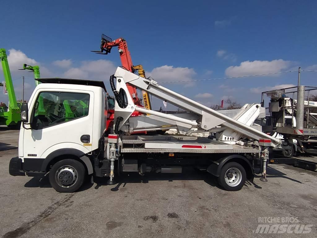 Multitel HX200 Εναέριες πλατφόρμες τοποθετημένες σε φορτηγό
