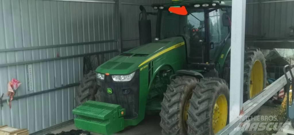 John Deere 8R·3204 Τρακτέρ