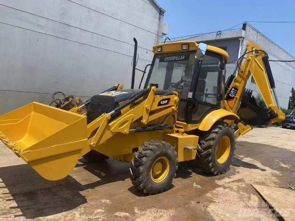 CAT 420F Εκσκαφείς Φορτωτές τύπου JCB