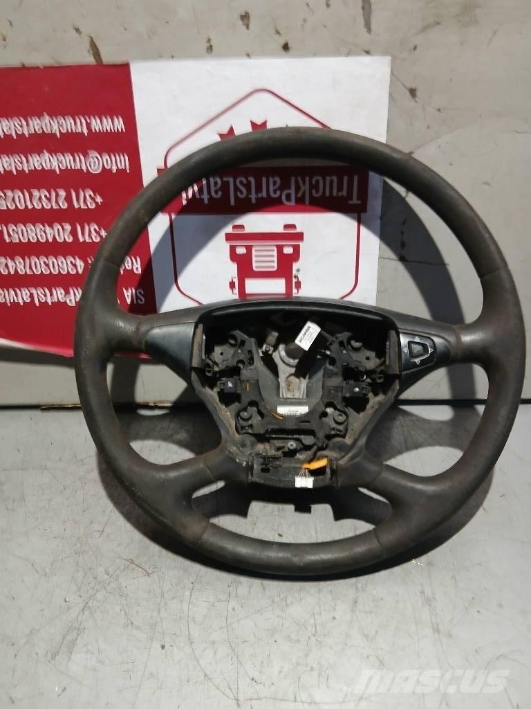 Scania P 420   1495393 Καμπίνες και εσωτερικό