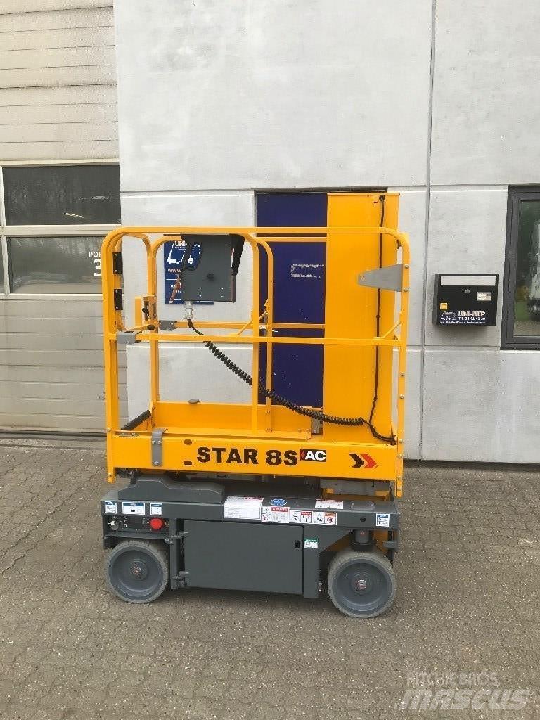 Haulotte Star 8 Ανυψωτήρες με κατακόρυφους πυλώνες
