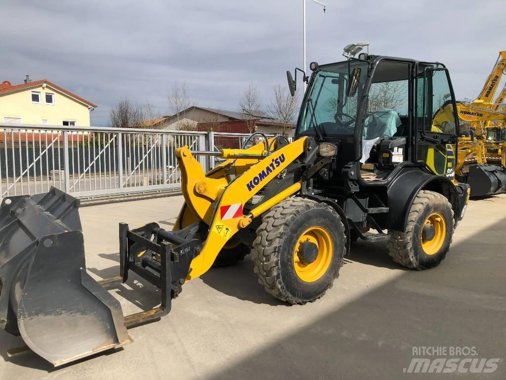 Komatsu WA80M-8 Μίνι φορτωτές