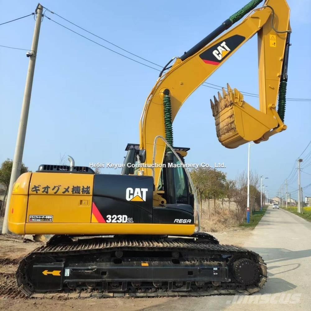 CAT 323gc Εκσκαφείς με ερπύστριες