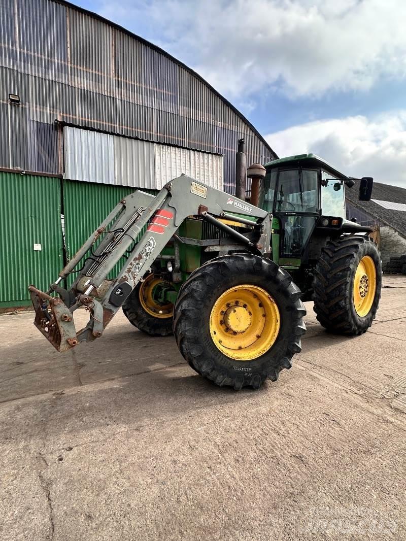 John Deere 4055 Τρακτέρ