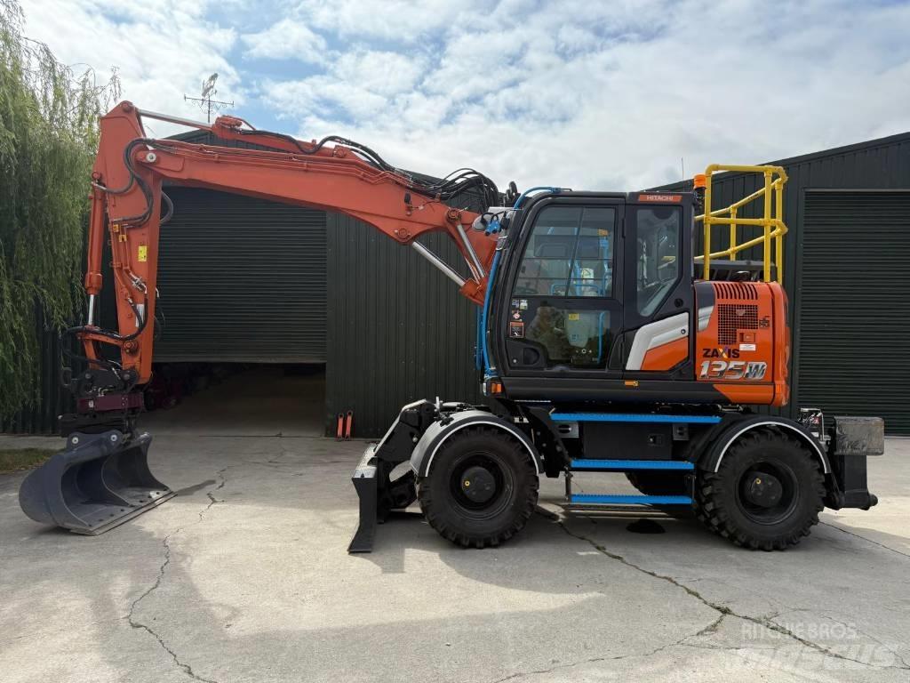 Hitachi ZX 135 W-7 Εκσκαφείς με τροχούς - λάστιχα