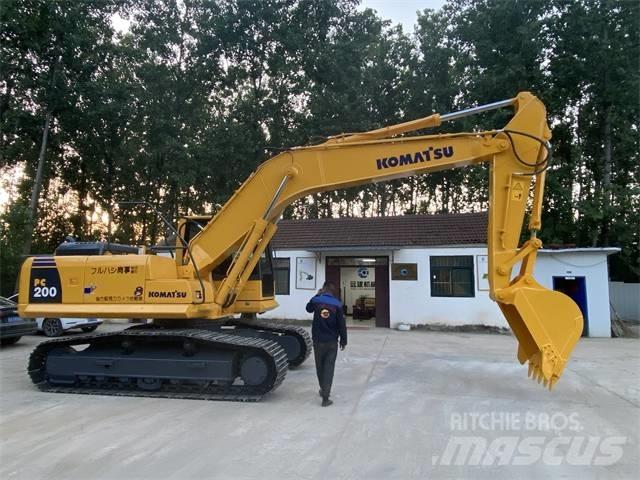 Komatsu PC200-8 Εκσκαφείς με ερπύστριες