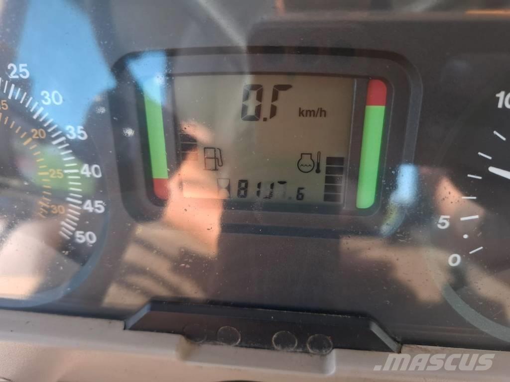 John Deere 5820 Τρακτέρ