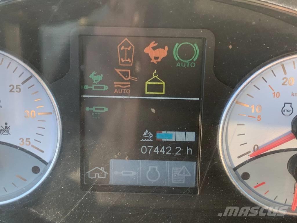 CLAAS Scorpion 732 Συστήματα τηλεχειρισμού για τη γεωργία