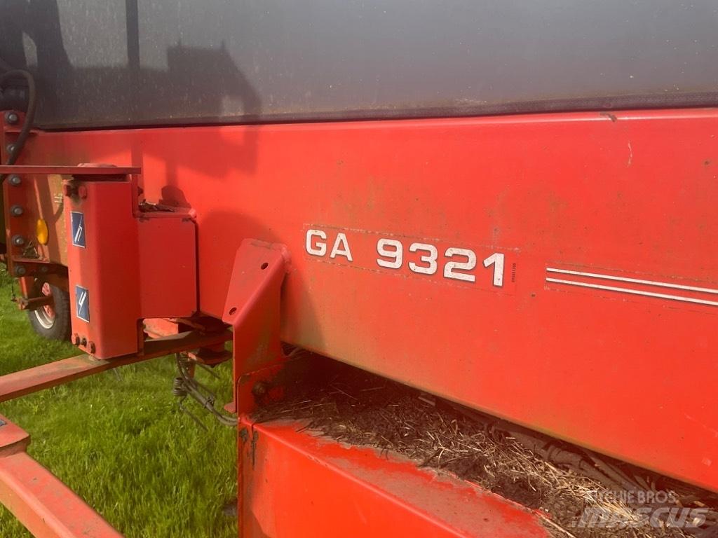 Kuhn Ga 9321 Τσουγκράνες και χορτοξηραντικές μηχανές