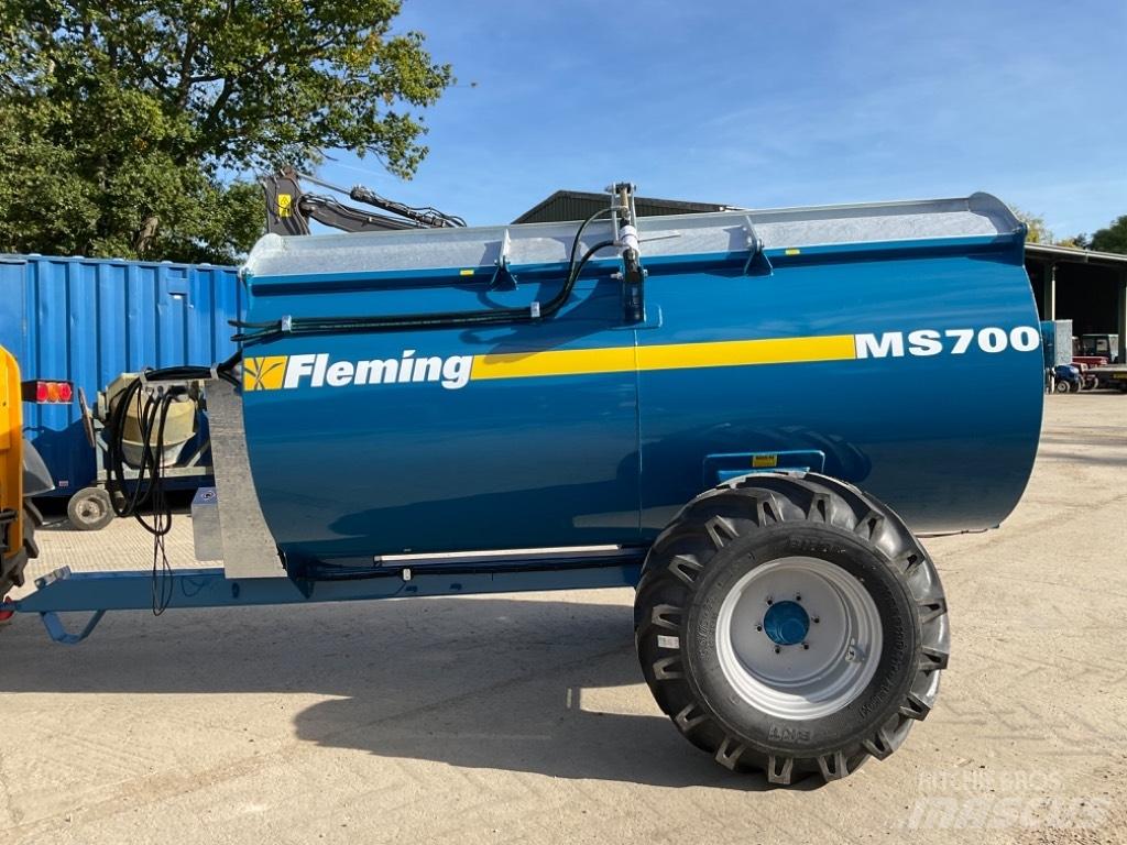 Fleming MS 700 Διασκορπιστές κοπριάς