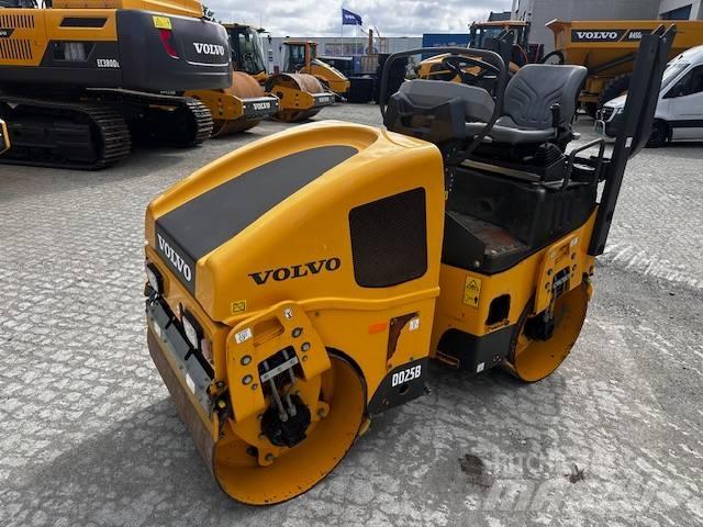 Volvo DD25B Οδοστρωτήρες διπλού κυλίνδρου