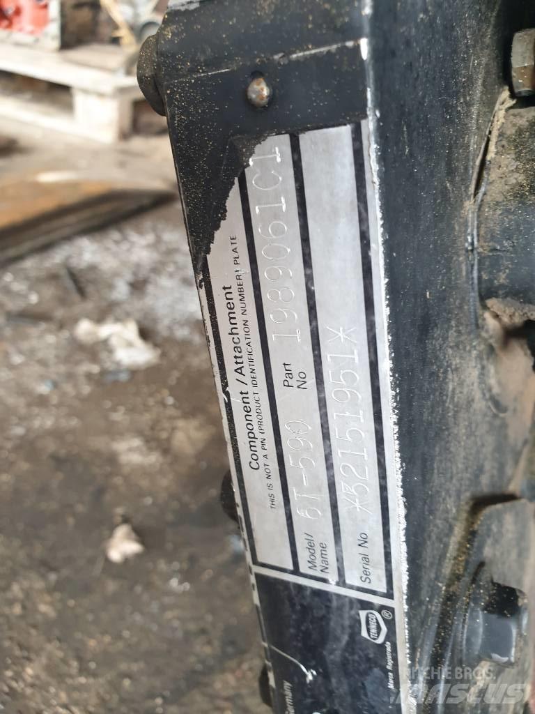 CASE 980 Εκσκαφείς με ερπύστριες