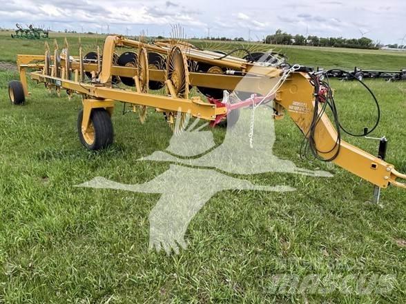 Vermeer VR1428 Τσουγκράνες και χορτοξηραντικές μηχανές