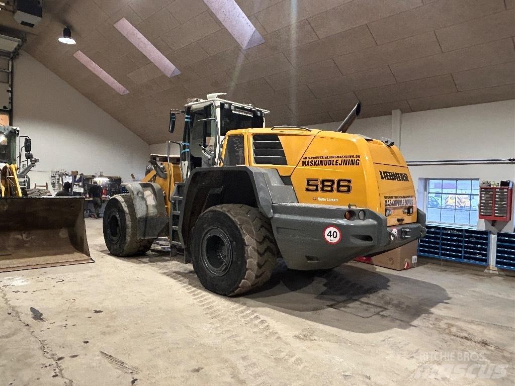Liebherr L 586 Φορτωτές με λάστιχα (Τροχοφόροι)