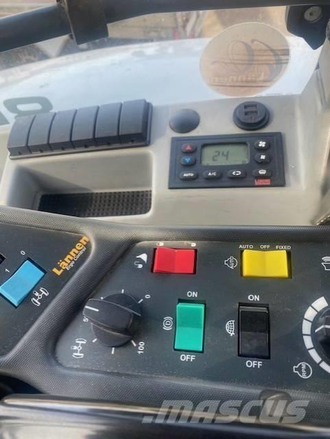 Lännen 8600 K Εκσκαφείς Φορτωτές τύπου JCB