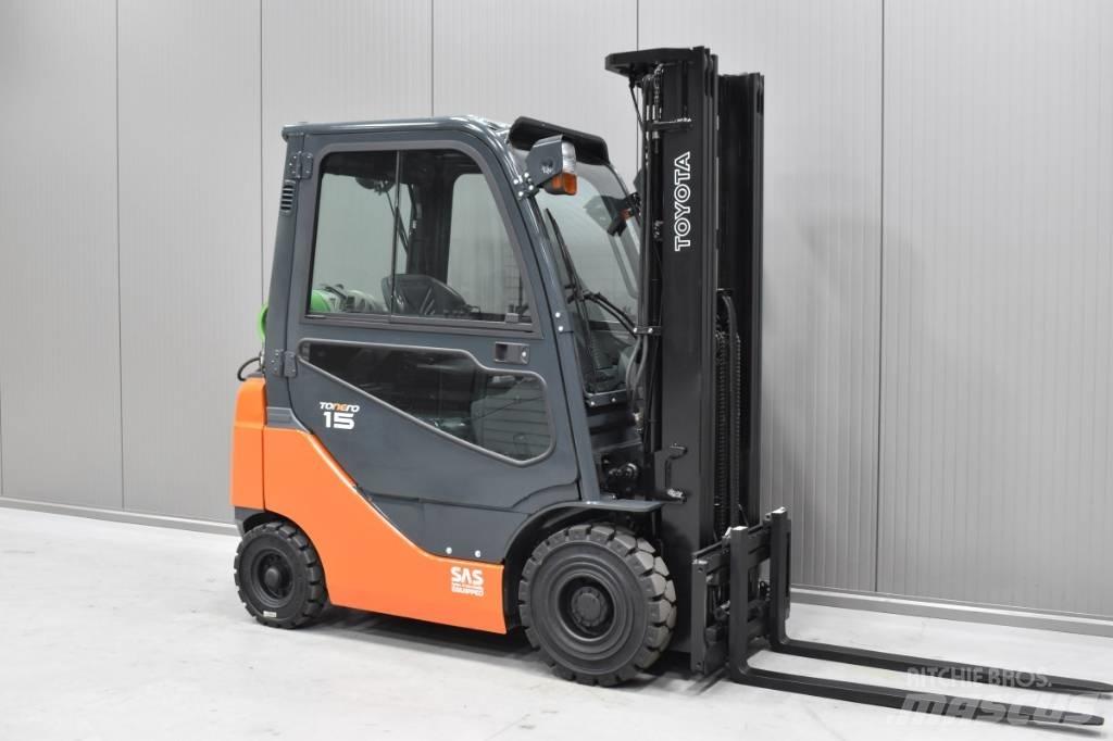 Toyota 06-8FG15F Περονοφόρα ανυψωτικά κλαρκ με φυσικό αέριο LPG