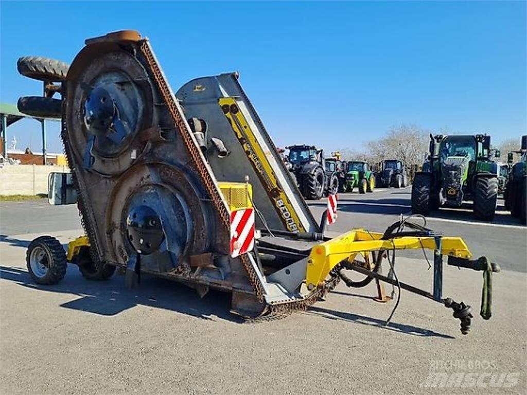 Bednar MM7000 Χορτοκοπτικά και κορυφολόγοι βοσκοτόπων