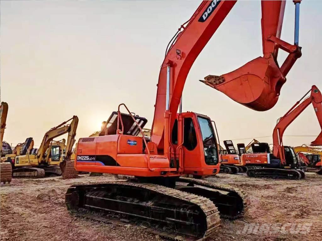 Doosan DH 225 LC-7 Εκσκαφείς με ερπύστριες