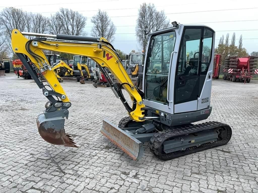 Wacker Neuson EZ26 Εκσκαφάκι (διαβολάκι) < 7t