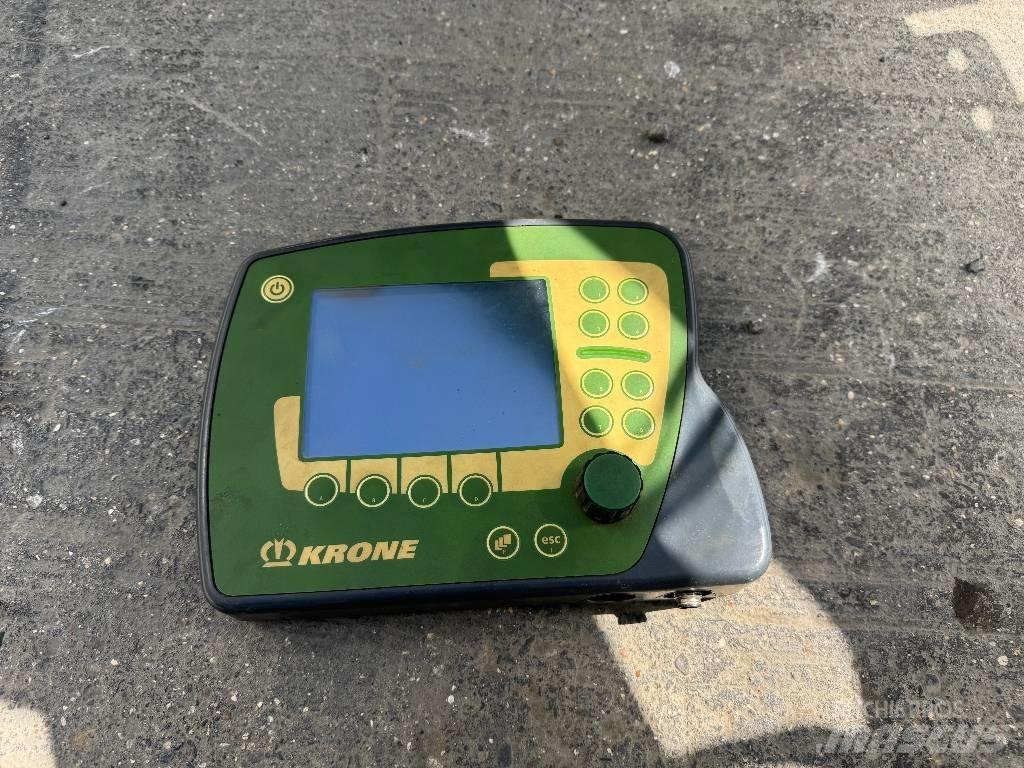 Krone Big Pack 12130 Πρέσες τετράγωνων δεμάτων