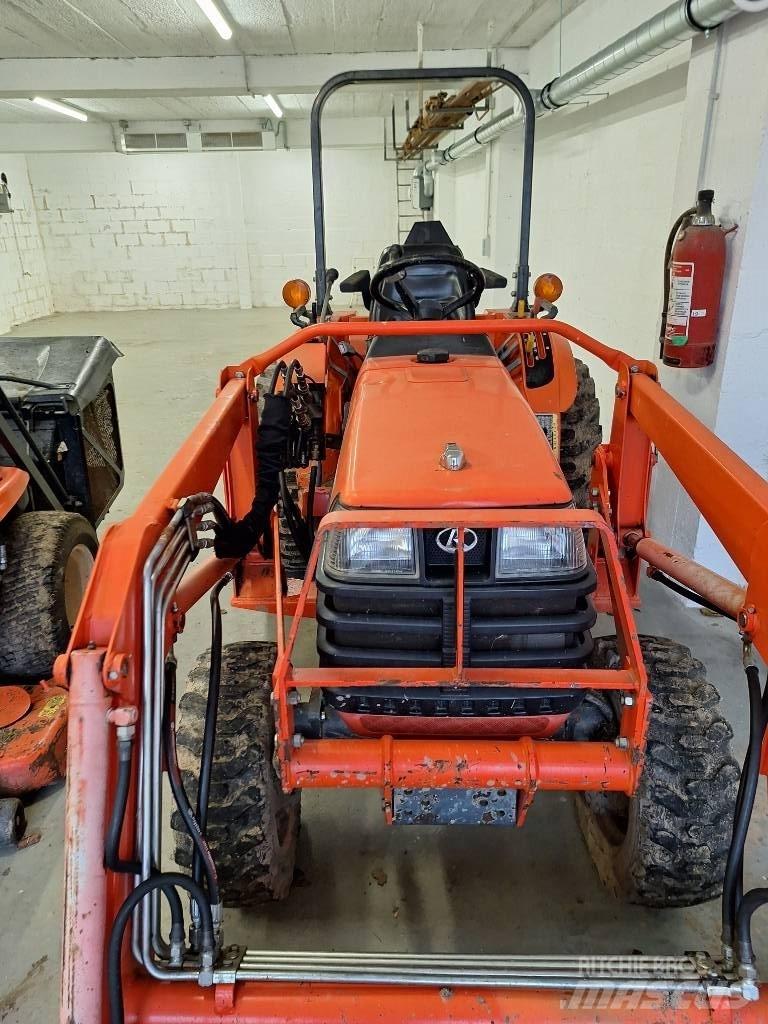 Kubota B 2710 Τρακτέρ