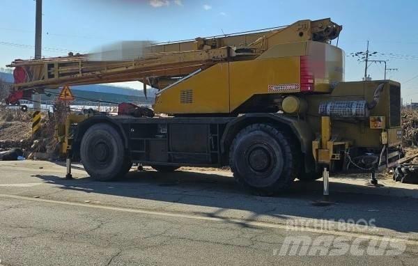 Kobelco RK 450 Γερανοί ανώμαλου εδάφους
