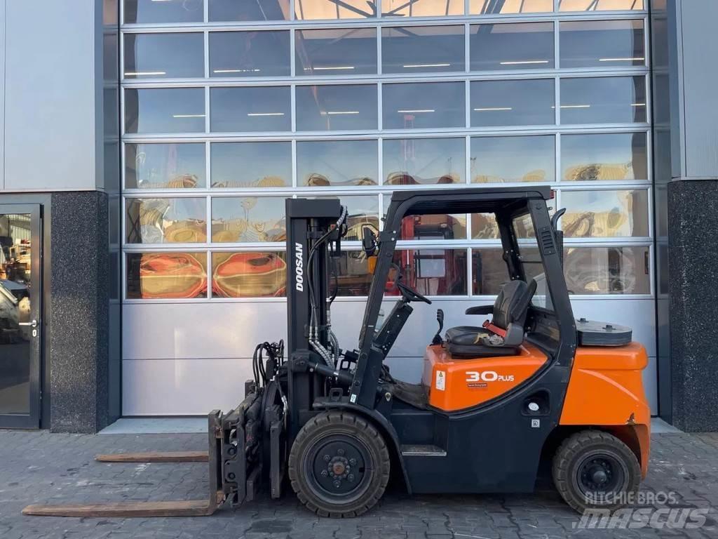 Doosan D30GP Περονοφόρα ανυψωτικά κλαρκ - άλλα