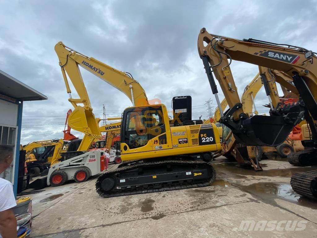 Komatsu PC 200 Εκσκαφείς με ερπύστριες