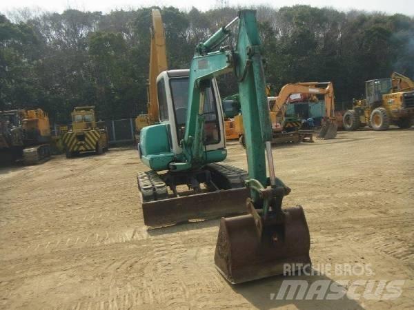 Komatsu PC40-7 Εκσκαφάκι (διαβολάκι) < 7t
