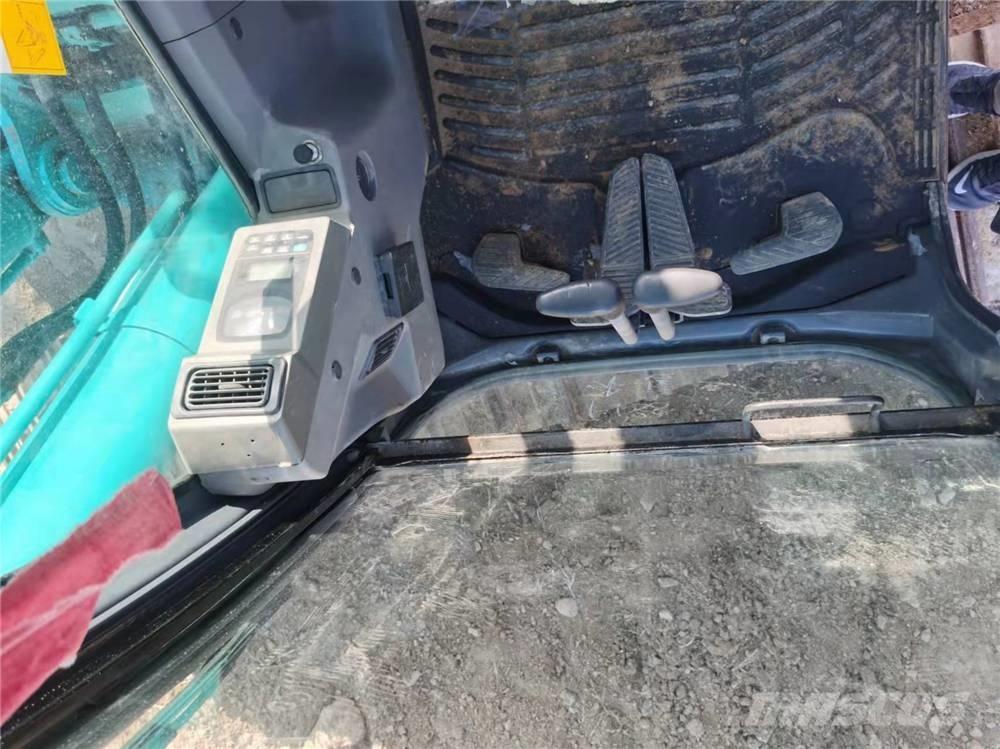 Kobelco SK210LC-8 Εκσκαφείς με ερπύστριες