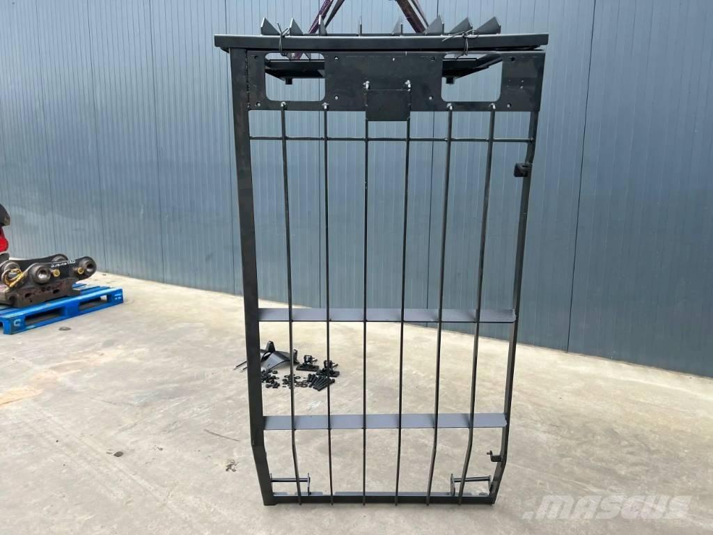 CAT 323D Guard Καμπίνες και εσωτερικό