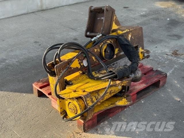 JCB PILE DRIVER Υδραυλικές σφύρες